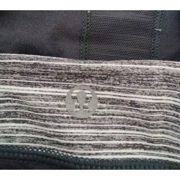 Lululemon Racerback Tank Top Grey Stripe Size 6 Athletic Workout Yoga - Picture 3 of 4